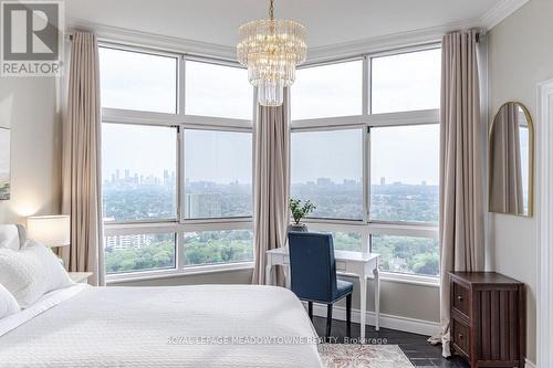 Ph10 - 1300 Bloor Street, Mississauga (Applewood), ON - Indoor Photo Showing Bedroom