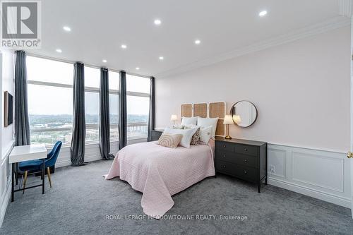 Ph10 - 1300 Bloor Street, Mississauga, ON - Indoor Photo Showing Bedroom