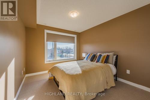 Th 9 - 4080 Parkside Village Drive, Mississauga, ON - Indoor Photo Showing Bedroom