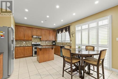 53 Heatherglen Drive, Brampton, ON - Indoor