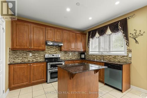 53 Heatherglen Drive, Brampton (Credit Valley), ON - Indoor Photo Showing Kitchen