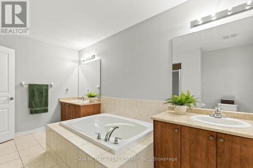 53 Heatherglen Drive, Brampton, ON - Indoor Photo Showing Bathroom