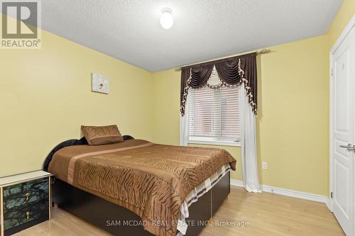 53 Heatherglen Drive, Brampton, ON - Indoor Photo Showing Bedroom