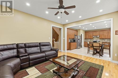 53 Heatherglen Drive, Brampton (Credit Valley), ON - Indoor Photo Showing Living Room