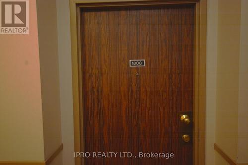 1808 - 21 Knightsbridge Road, Brampton (Queen Street Corridor), ON - Indoor