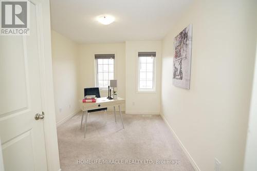 25 Dale Meadows Road, Brampton, ON - Indoor Photo Showing Other Room