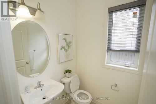 25 Dale Meadows Road, Brampton, ON - Indoor Photo Showing Bathroom