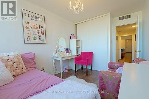 901 - 40 Richview Road, Toronto, ON - Indoor Photo Showing Bedroom