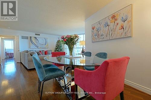 901 - 40 Richview Road, Toronto (Humber Heights), ON - Indoor Photo Showing Dining Room