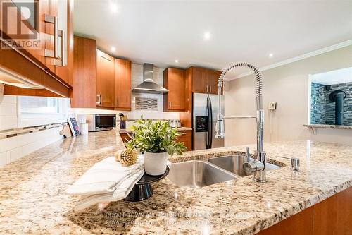 25 Newman Road, Kawartha Lakes (Little Britain), ON - Indoor Photo Showing Kitchen With Double Sink With Upgraded Kitchen