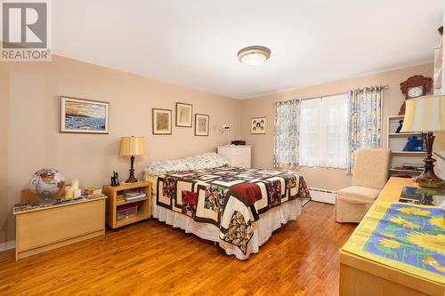 33 Smithville Crescent, St. John'S, NL - Indoor Photo Showing Bedroom