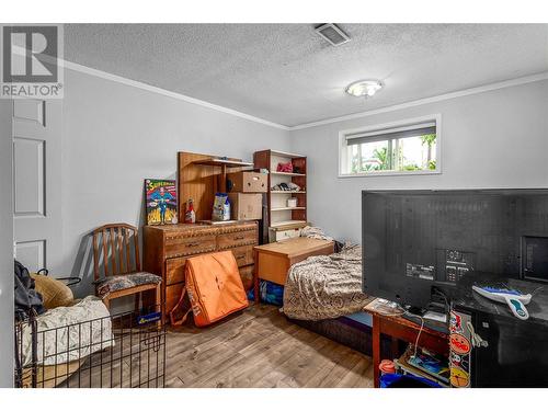 522 Hein Road, Kelowna, BC - Indoor