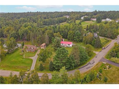 12 Hillsleigh Crt, Douglas, NB 