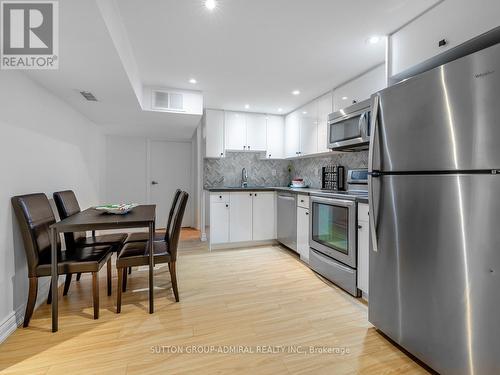 19 Nevada Avenue, Toronto (Newtonbrook East), ON - Indoor Photo Showing Kitchen With Stainless Steel Kitchen