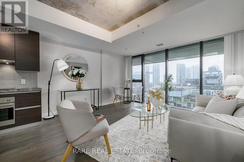 1307 - 629 King Street W, Toronto, ON - Indoor Photo Showing Living Room