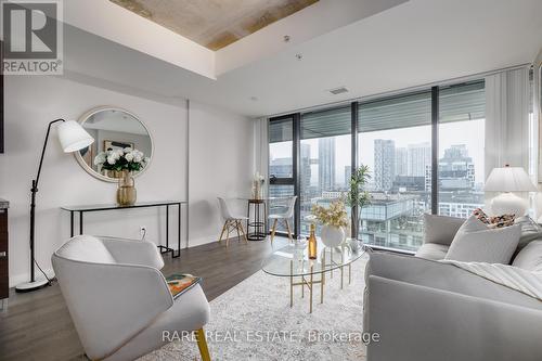 1307 - 629 King Street W, Toronto (Waterfront Communities), ON - Indoor Photo Showing Living Room