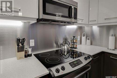 402 409 B Avenue S, Saskatoon, SK - Indoor Photo Showing Kitchen