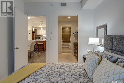 402 409 B Avenue S, Saskatoon, SK - Indoor Photo Showing Bedroom