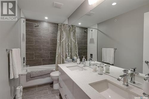 402 409 B Avenue S, Saskatoon, SK - Indoor Photo Showing Bathroom