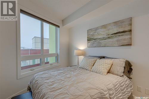 402 409 B Avenue S, Saskatoon, SK - Indoor Photo Showing Bedroom