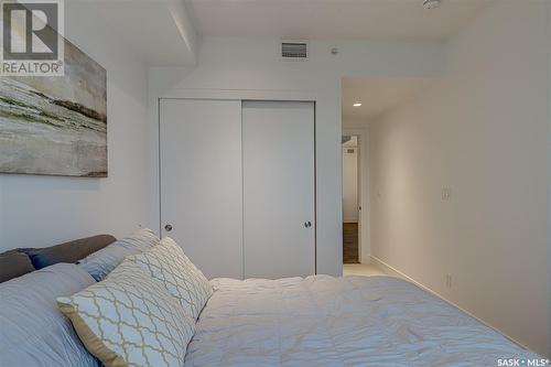 402 409 B Avenue S, Saskatoon, SK - Indoor Photo Showing Bedroom