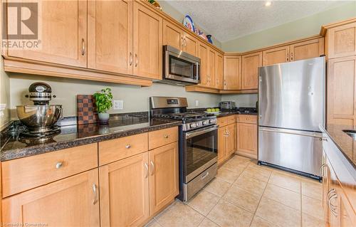 758 Lucerne Avenue, Waterloo, ON - Indoor Photo Showing Kitchen