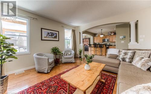 758 Lucerne Avenue, Waterloo, ON - Indoor Photo Showing Living Room