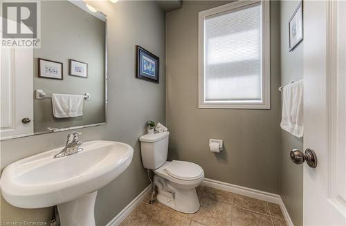 758 Lucerne Avenue, Waterloo, ON - Indoor Photo Showing Bathroom