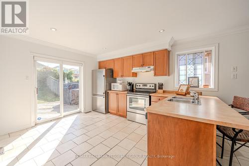 15 Seline Crescent, Barrie (Painswick South), ON - Indoor Photo Showing Kitchen With Stainless Steel Kitchen With Double Sink