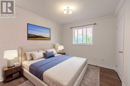 15 Seline Crescent, Barrie (Painswick South), ON - Indoor Photo Showing Bedroom