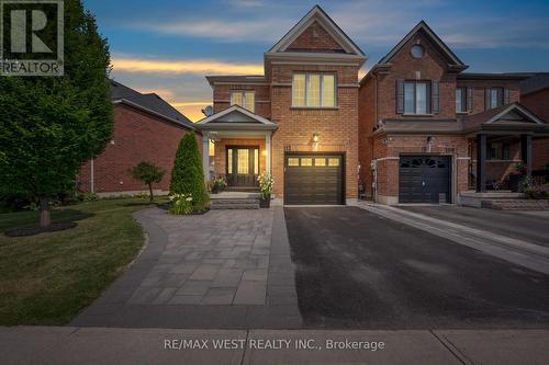 112 Rutherford Road, Bradford West Gwillimbury, ON - Outdoor With Facade