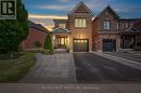 112 Rutherford Road, Bradford West Gwillimbury, ON  - Outdoor With Facade 