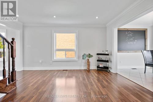 112 Rutherford Road, Bradford West Gwillimbury, ON - Indoor Photo Showing Other Room