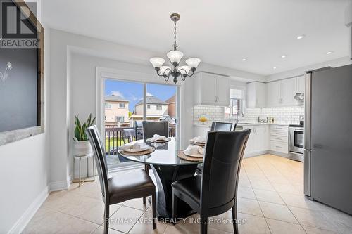 112 Rutherford Road, Bradford West Gwillimbury, ON - Indoor Photo Showing Dining Room