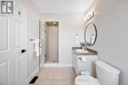 112 Rutherford Road, Bradford West Gwillimbury, ON - Indoor Photo Showing Bathroom