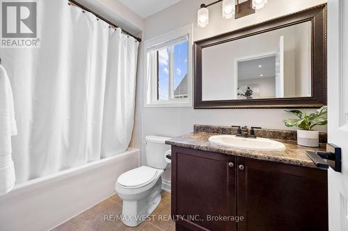 112 Rutherford Road, Bradford West Gwillimbury (Bradford), ON - Indoor Photo Showing Bathroom