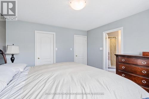 102 Cedarbrook Road, Brampton (Sandringham-Wellington), ON - Indoor Photo Showing Bedroom