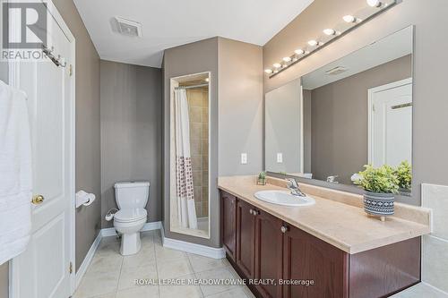 102 Cedarbrook Road, Brampton (Sandringham-Wellington), ON - Indoor Photo Showing Bathroom