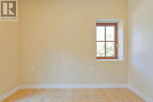 800 Rye Road, South River, ON - Indoor Photo Showing Other Room