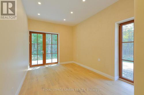 800 Rye Road, South River, ON - Indoor Photo Showing Other Room