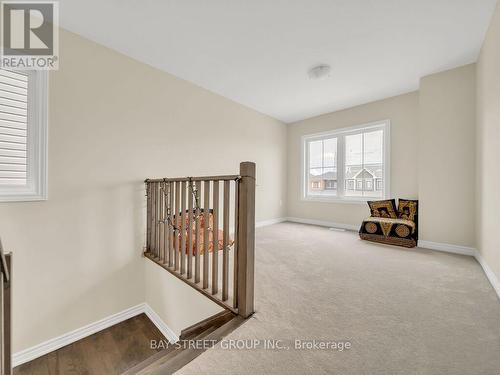 411 Barker Parkway W, Thorold, ON - Indoor Photo Showing Other Room