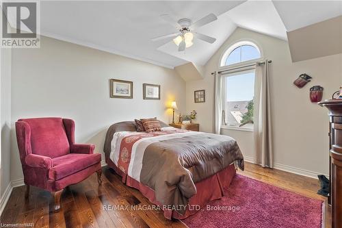 41 - 15 Lakeside Drive, St. Catharines, ON - Indoor Photo Showing Bedroom