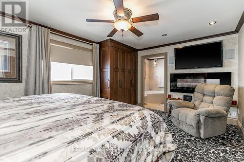 5427 Ravenshoe Road, East Gwillimbury, ON - Indoor Photo Showing Bedroom