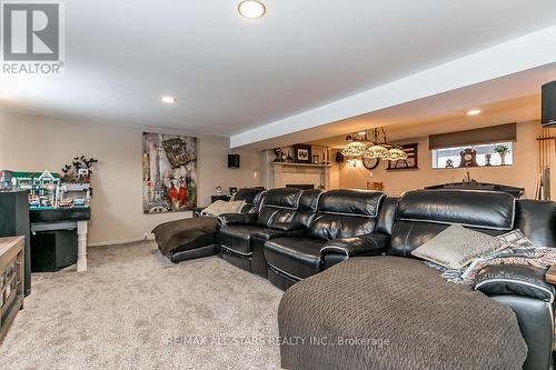 5427 Ravenshoe Road, East Gwillimbury, ON - Indoor