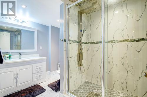 9 Brass Drive, Richmond Hill (Jefferson), ON - Indoor Photo Showing Bathroom