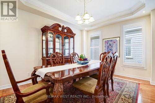 9 Brass Drive, Richmond Hill, ON - Indoor Photo Showing Dining Room