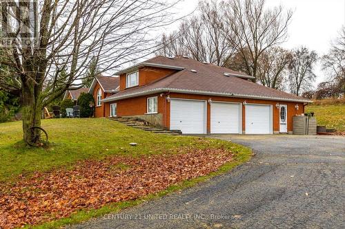 10115 County 28 Road, Hamilton Township, ON - Outdoor