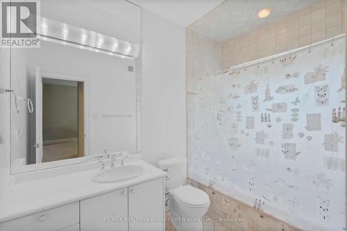 19 Vernham Avenue, Toronto (St. Andrew-Windfields), ON - Indoor Photo Showing Bathroom