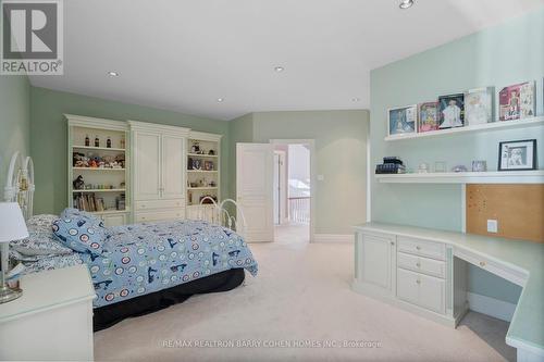 19 Vernham Avenue, Toronto (St. Andrew-Windfields), ON - Indoor Photo Showing Bedroom