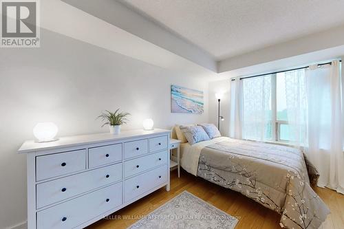 611 - 18 Harrison Garden Boulevard W, Toronto (Willowdale East), ON - Indoor Photo Showing Bedroom